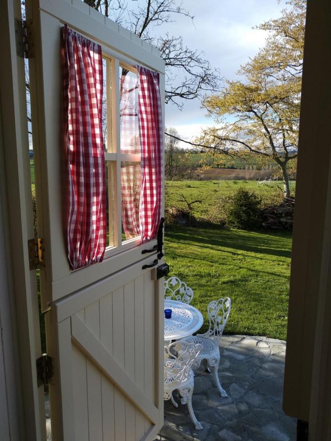 The English Shepherds Hut @ Les Aulnaies Echauffour Kültér fotó